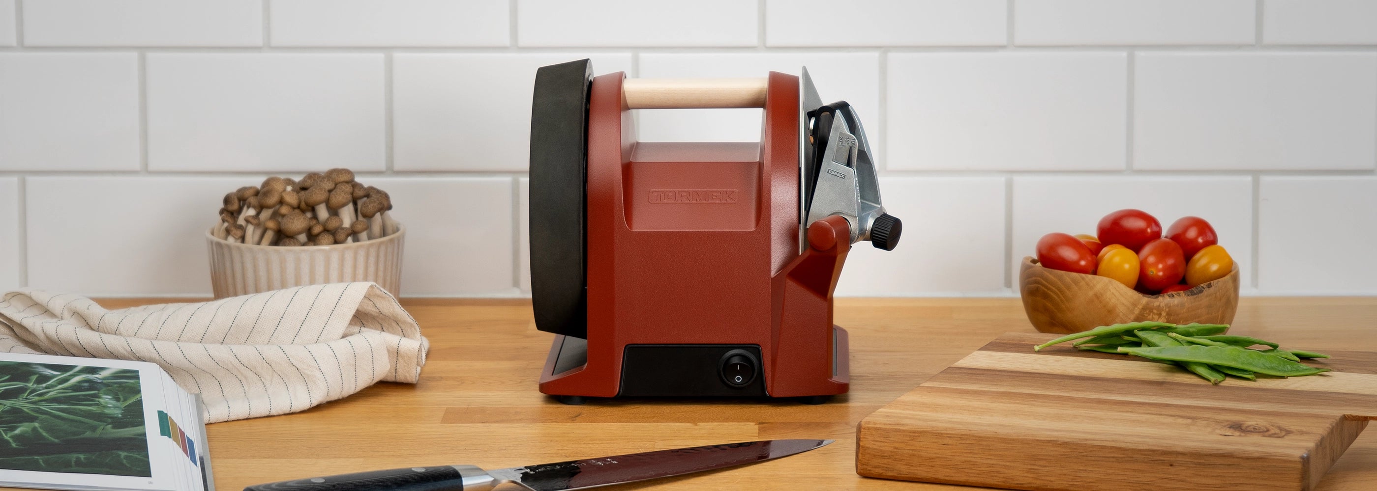 Tormek T-1 in Swedish Red with Birch handle
