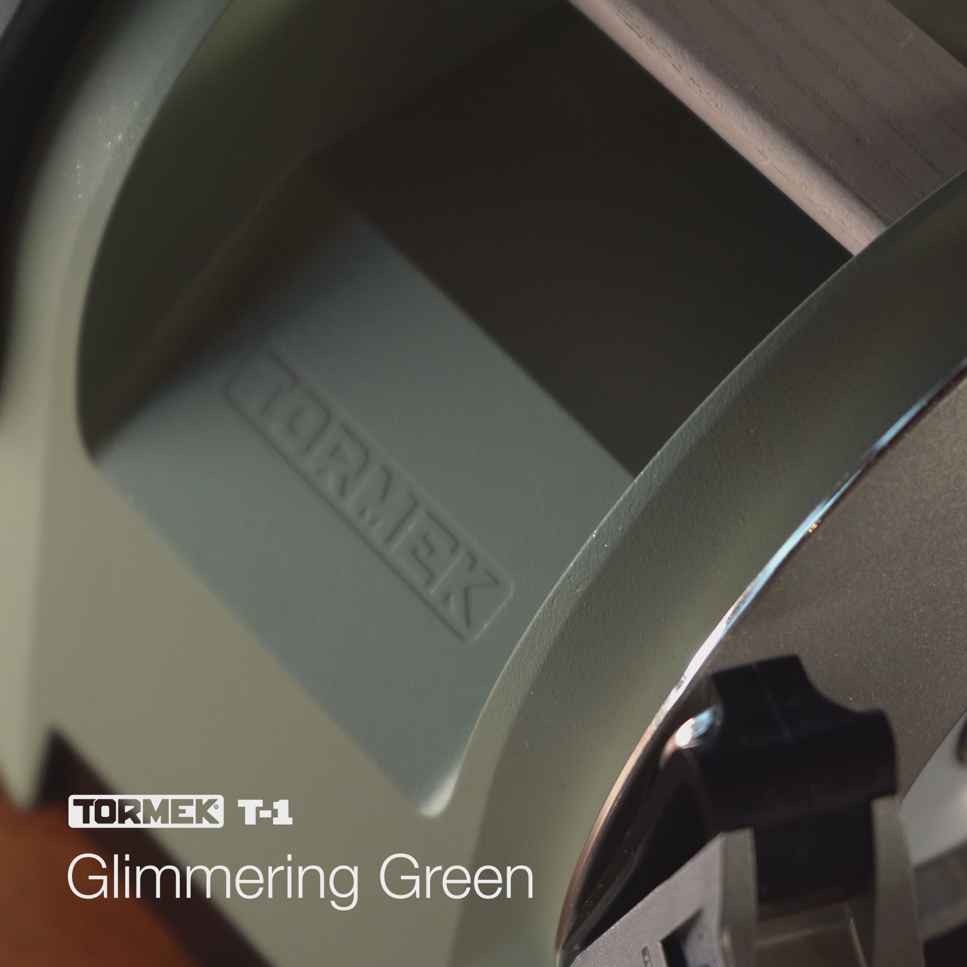 Close up video of Tormek T-1 Glimmering Green